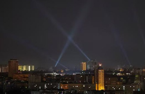 Rusia Tembakkan Total 580 Drone dan 40 Rudal ke Ukraina