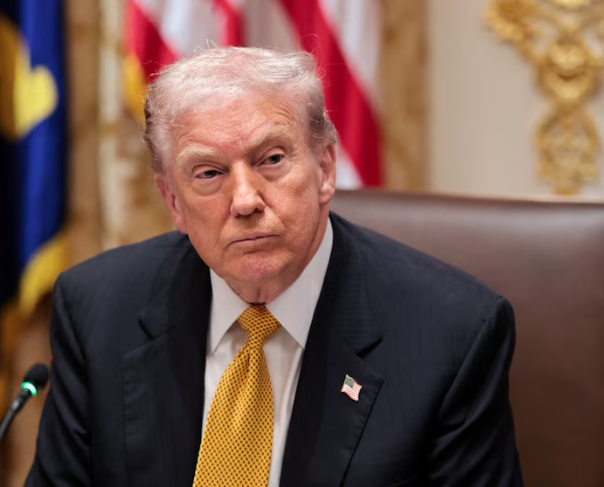 BBC Minta Maaf ke Trump Mengenai Episode “Menyesatkan”