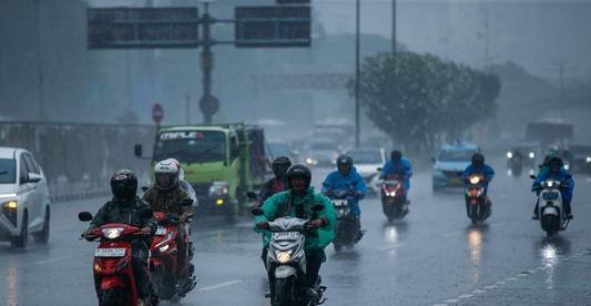 Daftar Wilayah Yang Akan Kena Hujan Lebat Jelang Nataru
