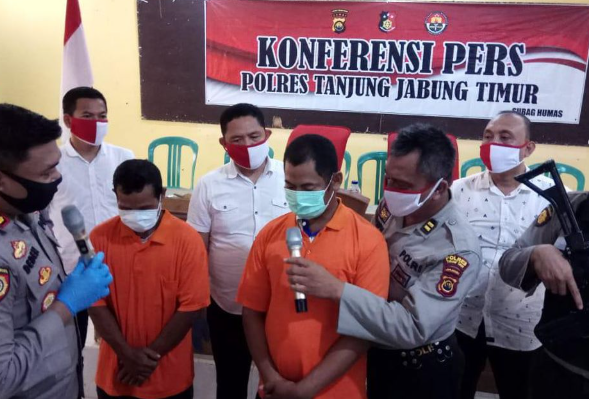 2-pria-ditangkap-usai-bakar-lahan