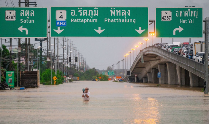 Korban yang Tewas di Banjir Thailand Meningkat Jadi 162 Orang