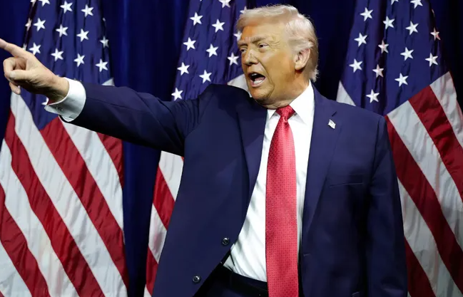 Trump Ancam Tarif 100% ke 8 Negara Eropa