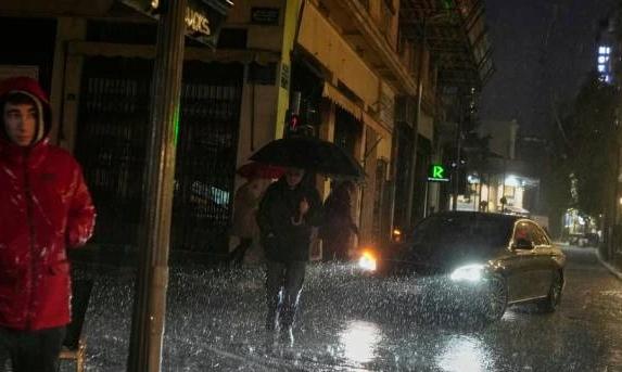 BMKG: Waspada Hujan Lebat di NTB & Papua